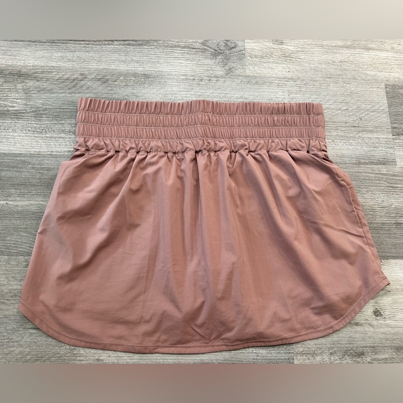 Nike Women's Dri-Fit Skort in Mauve - Picture 3 of 9